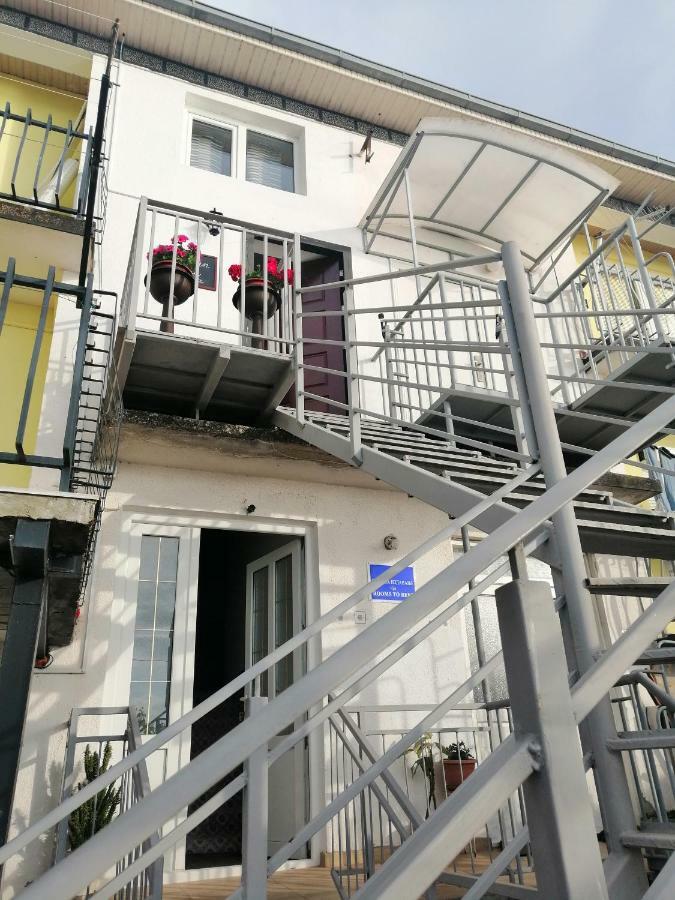 Apartmani Rustik Трпейца Экстерьер фото